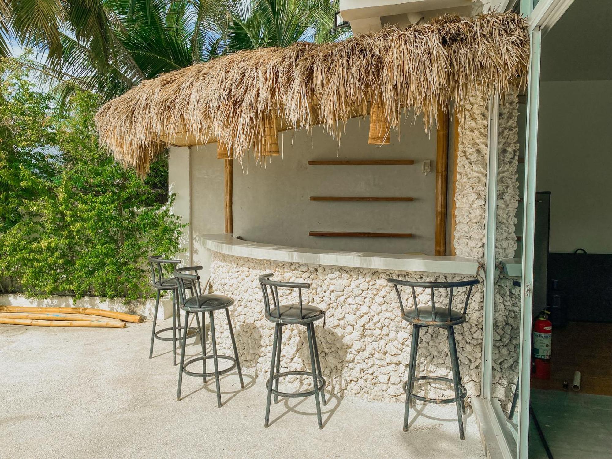 Avila'S Horizon Dive Resort سانتاندير المظهر الخارجي الصورة