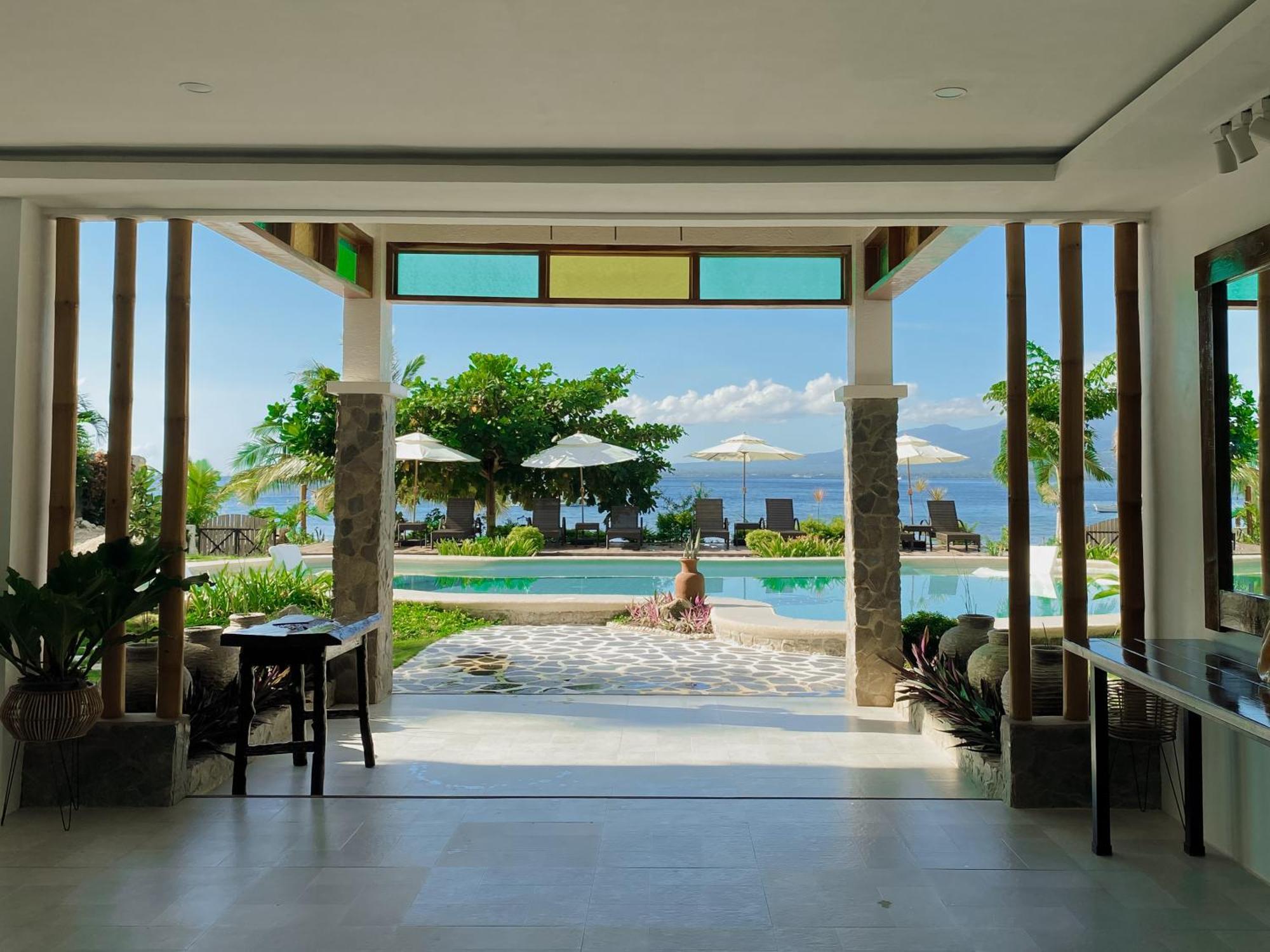 Avila'S Horizon Dive Resort سانتاندير المظهر الخارجي الصورة