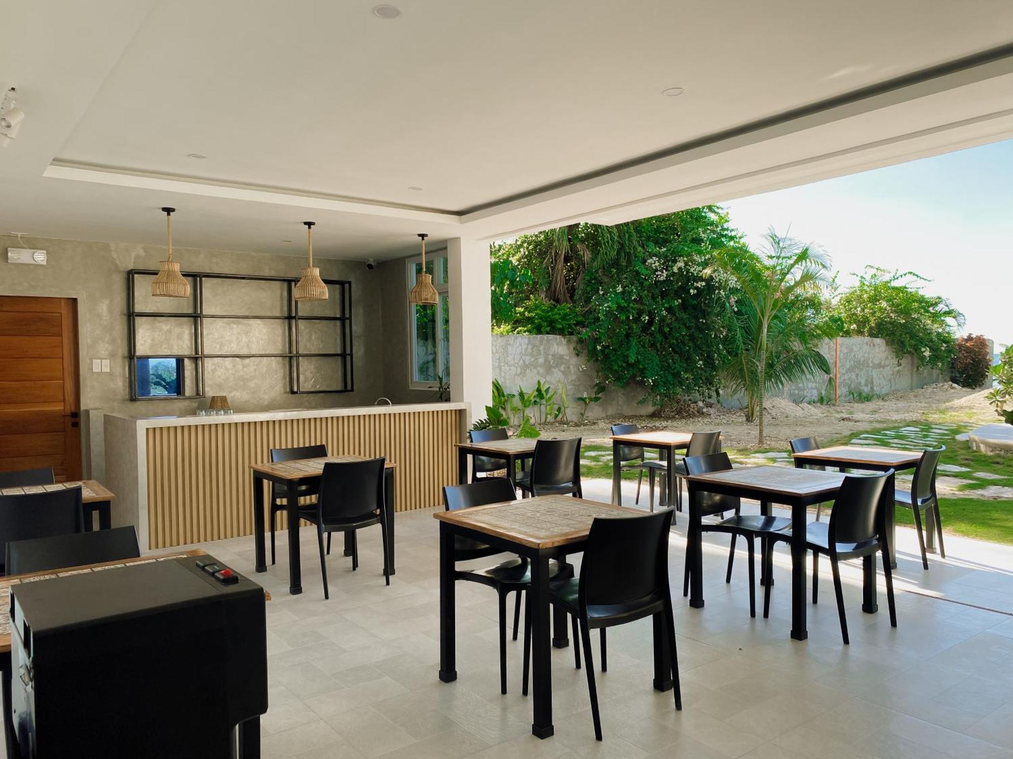 Avila'S Horizon Dive Resort سانتاندير المظهر الخارجي الصورة